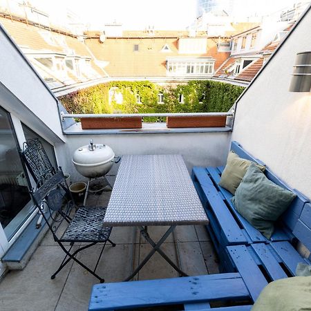 Luxurious Maisonette Apartment At The Heart Of וינה מראה חיצוני תמונה