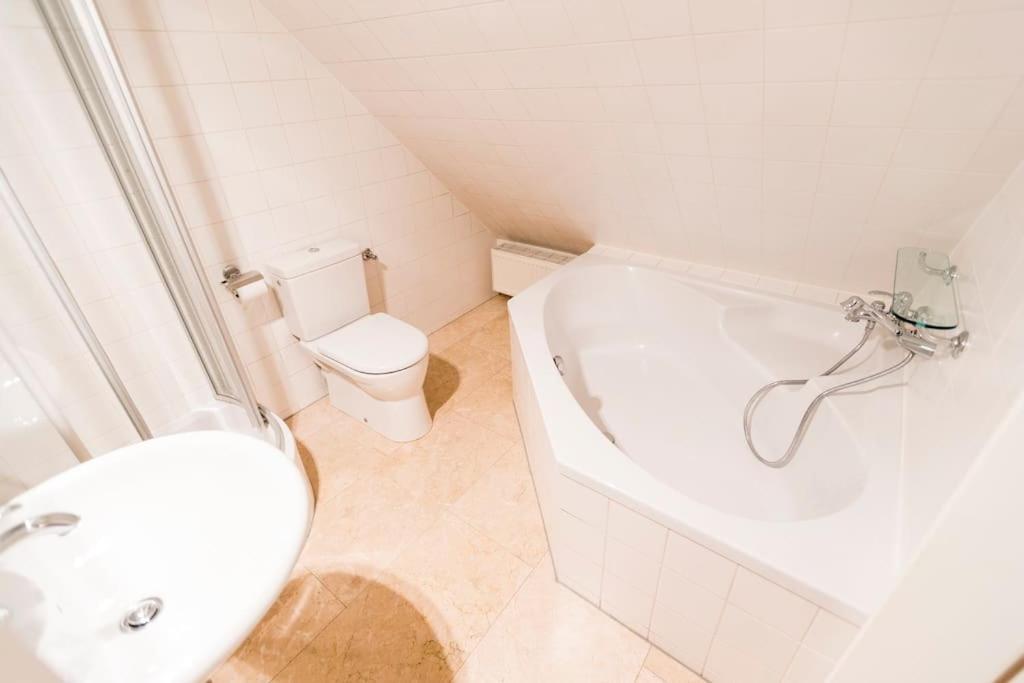 Luxurious Maisonette Apartment At The Heart Of וינה מראה חיצוני תמונה